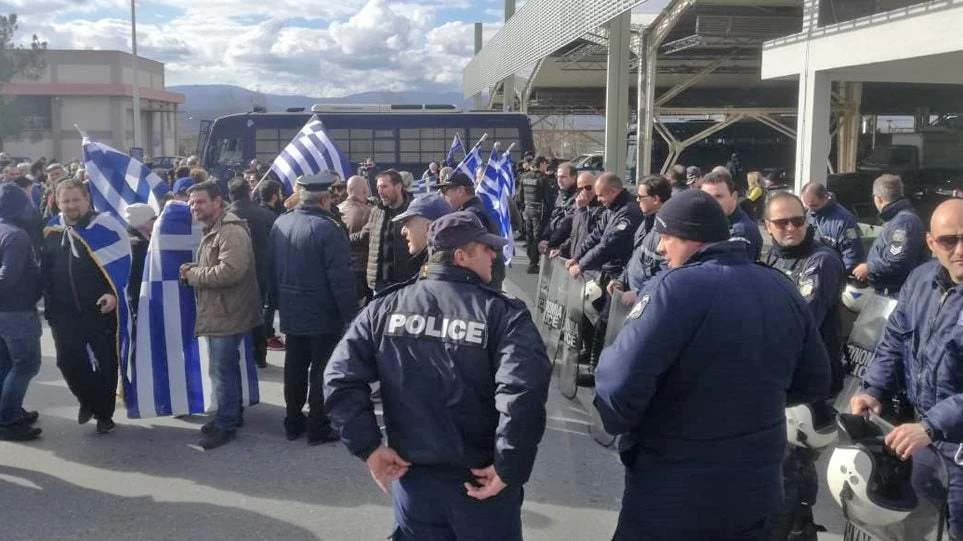 Διαδήλωση στο τελωνείο των Ευζώνων: Συγκέντρωση διαμαρτυρίας για τις Πρέσπες